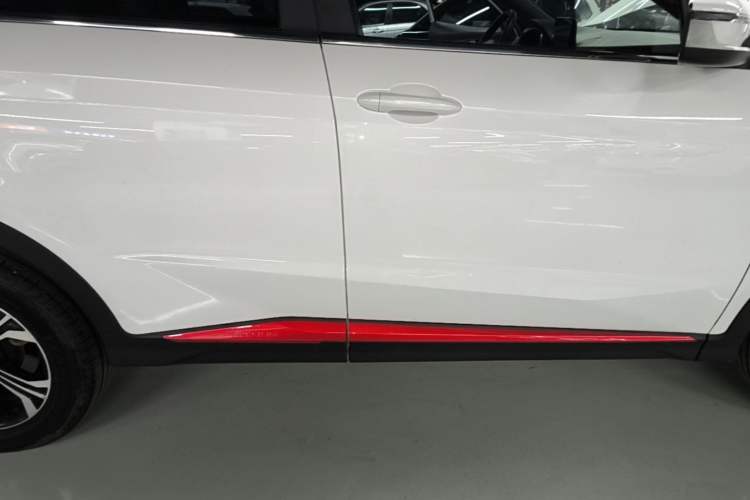 Used JETOUR X70S 2022 1.5T DCT Active Version 5 Seats Right Side Sill