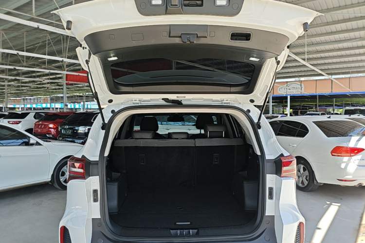 Used JETOUR X70S 2022 1.5T DCT Active Version 5 Seats Trunk