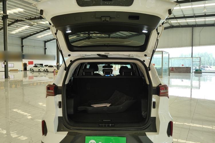 Used JETOUR X70S 2022 1.5T Manual Fanghua Edition 5 Seats Trunk