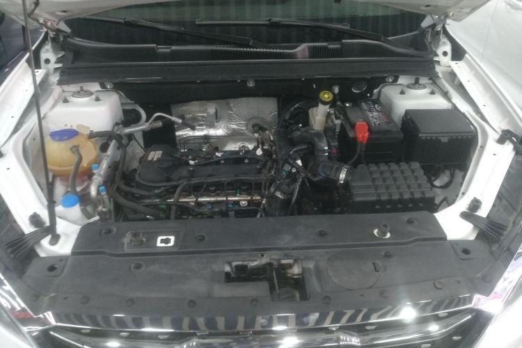 Used JETOUR X70S 2023 1.5T DCT Glory Edition 7-Seater Engine Bay