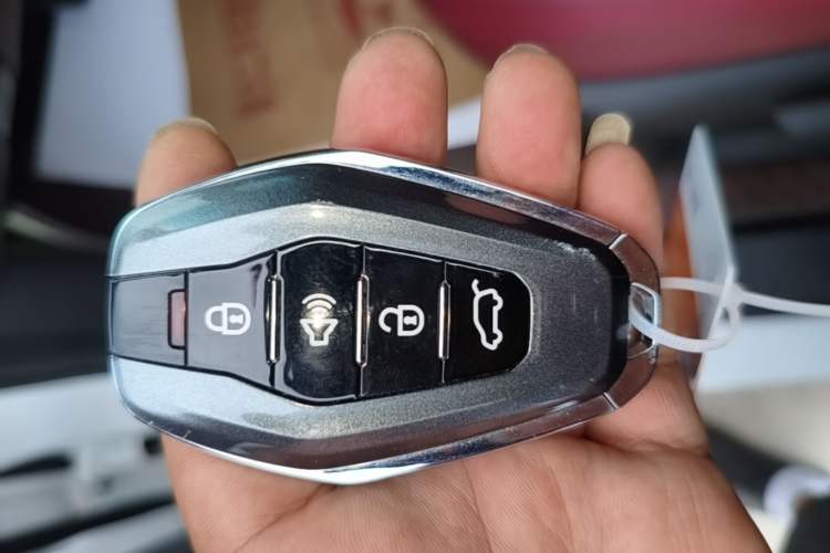 Used JETOUR X70S 2023 1.5T DCT Glory Edition 7-Seater Vehicle Key