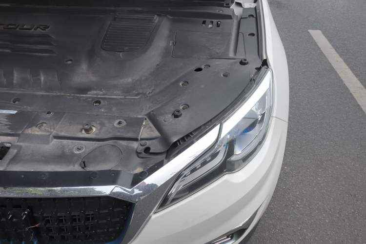 Used JETOUR X70S EV 2019 E-Motion Edition Engine Bay Left