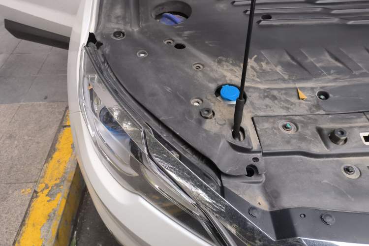 Used JETOUR X70S EV 2019 E-Motion Edition Engine Bay Right