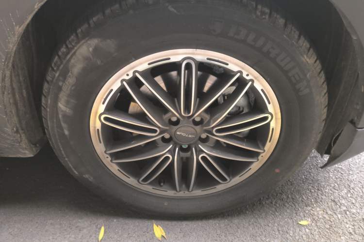 Used JETOUR X70S EV 2019 E-Motion Edition Right Front Wheel Hub