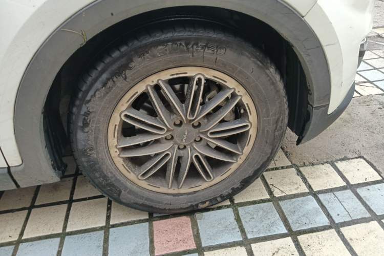 Used JETOUR X70S EV 2019 E-Motion Edition Right Front Wheel Hub