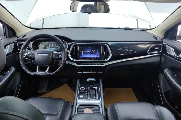 Used JETOUR X90 2019 1.6T DCT Luxury Travel Edition 6 Seats China VI Standard Center Console