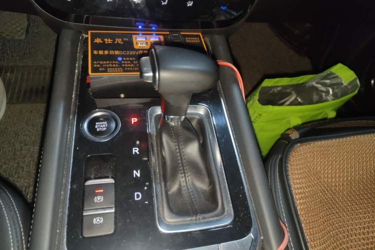 Used JETOUR X90 2019 1.5T DCT Smart Enjoyment Version 5 Seats China VI Standard Gear Lever