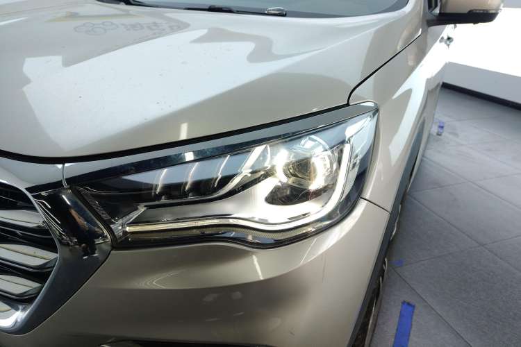 Used JETOUR X90 2019 1.6T DCT Luxury Travel Edition 6 Seats China VI Standard Left Front Headlight