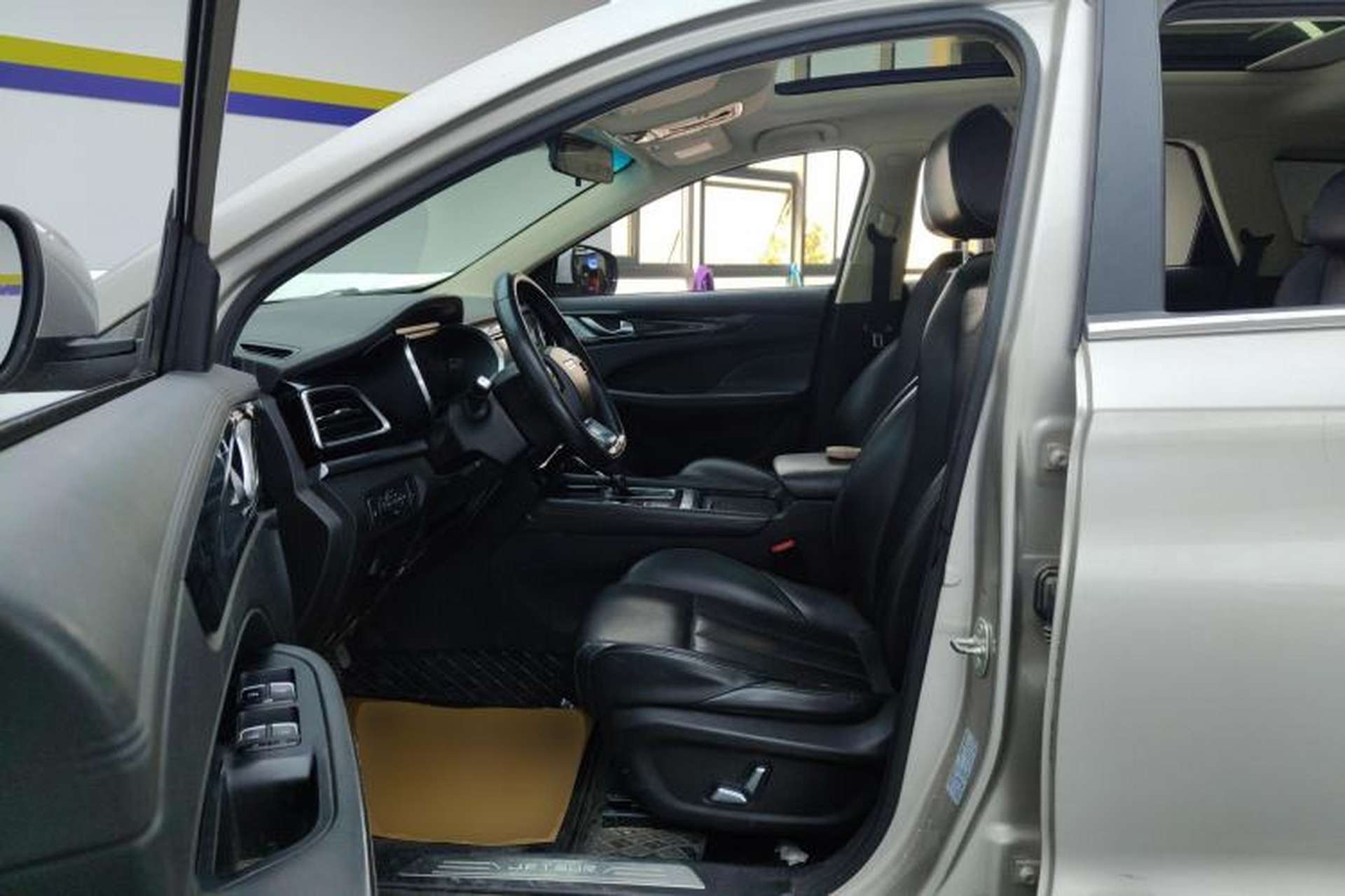 Used JETOUR X90 2019 1.6T DCT Luxury Travel Edition 6 Seats China VI Standard Left Front Seat