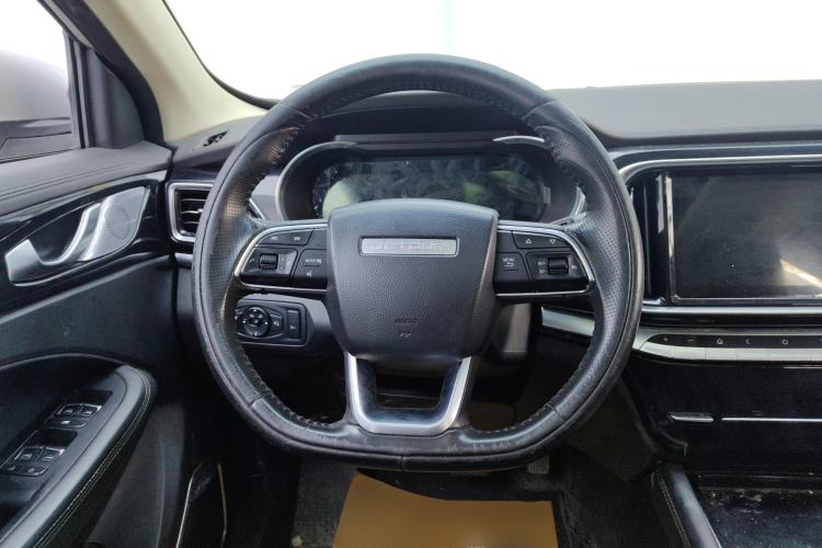 Used JETOUR X90 2019 1.6T DCT Luxury Travel Edition 6 Seats China VI Standard Steering Wheel