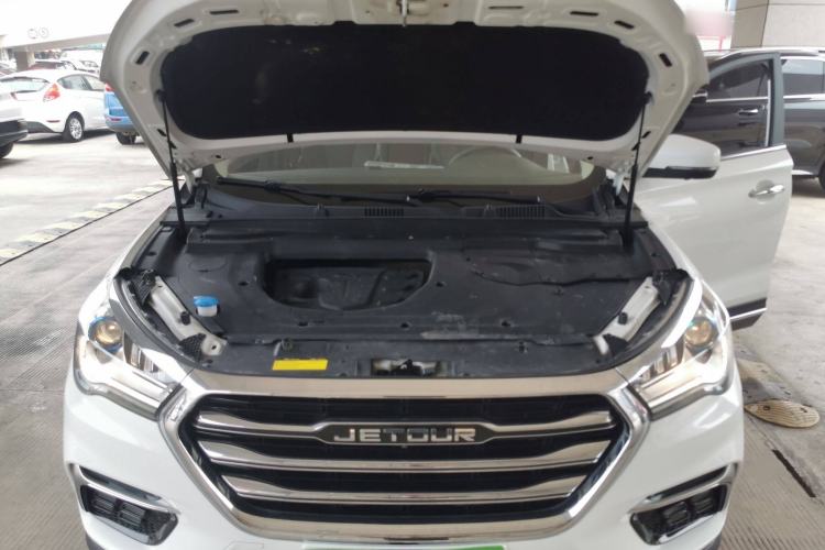 Used JETOUR X90 2019 1.5T Manual Smart Enjoyment 7-Seater China VI Standard Engine Bay