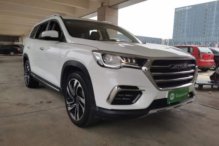 Used JETOUR X90 2019 1.5T Manual Smart Enjoyment 7-Seater China VI Standard Front Right 45 Deg
