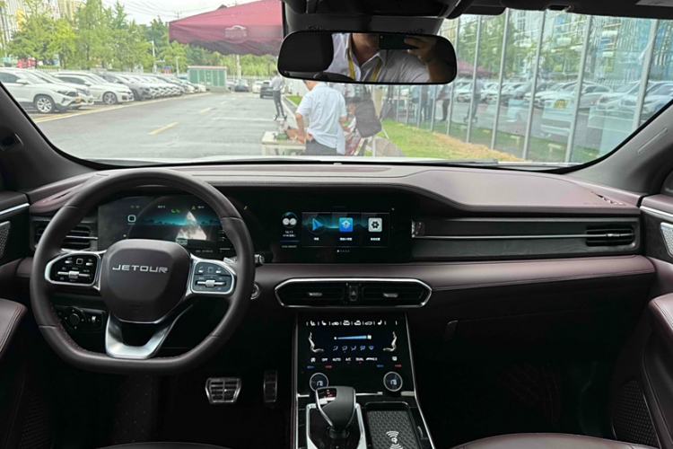 Used JETOUR X90 2022 Zilong 2.0T DCT Wushen Edition 5-seater Interior 1