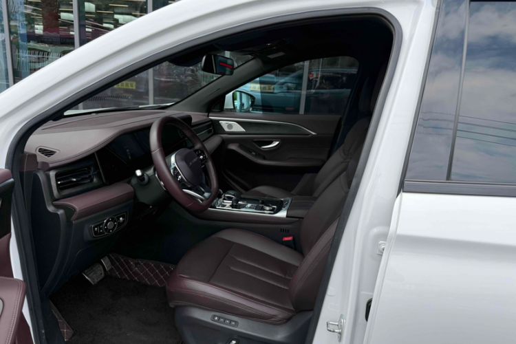 Used JETOUR X90 2022 Zilong 2.0T DCT Wushen Edition 5-seater Interior 2
