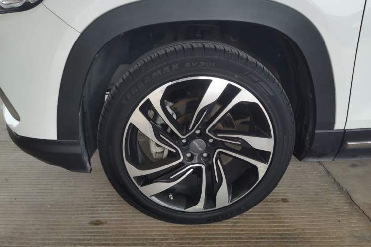 Used JETOUR X90 2019 1.5T Manual Smart Enjoyment 7-Seater China VI Standard Left Front Wheel Hub