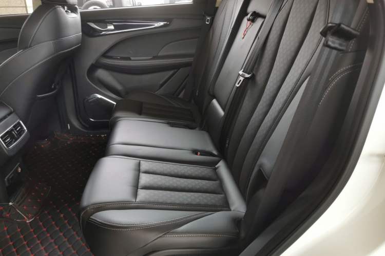 Used JETOUR X90 2019 1.5T Manual Smart Enjoyment 7-Seater China VI Standard Left Rear Seat