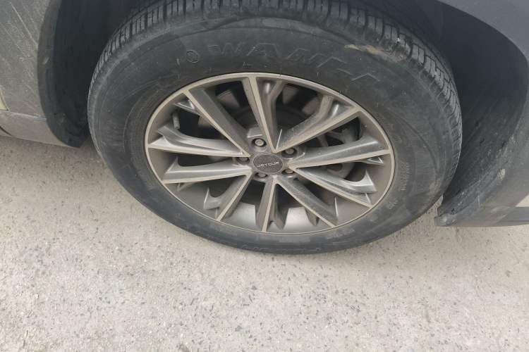 Used JETOUR X90 2020 1.5T Manual Shadow Fun Edition 7-Seater Right Front Wheel Hub
