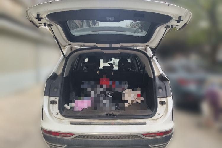 Used JETOUR X90 2020 1.5T Manual Shadow Fun Edition 7-Seater Trunk