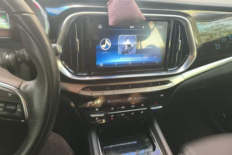 Used JETOUR X90 2019 1.5T Manual Smart Enjoyment Version 5 Seats China V Standard Audio And AC Panel