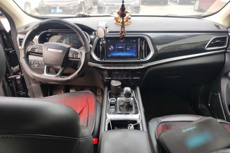 Used JETOUR X90 2019 1.5T Manual Enjoyment Model 6 Seats China VI Standard Center Console