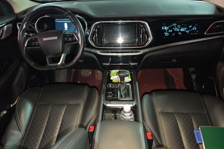 Used JETOUR X90 2019 1.6T DCT Luxury Touring Edition 5 Seats China VI Standard Center Console