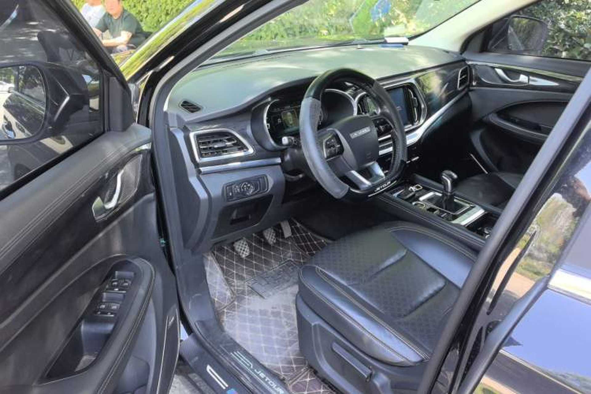 Used JETOUR X90 2019 1.5T Manual Enjoyment Model 6 Seats China V Emission Standard Driver Seat