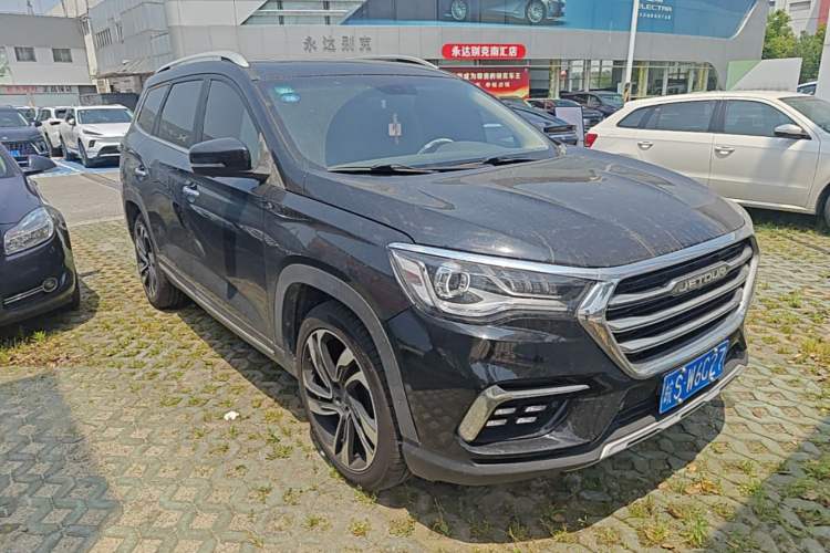 Used JETOUR X90 2019 1.5T DCT Luxury Model 5 Seats China VI Standard Front Right 45 Deg