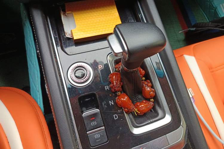 Used JETOUR X90 2019 1.5T Automatic Smart Enjoyment 6-Seater Emission Standard China V Gear Lever