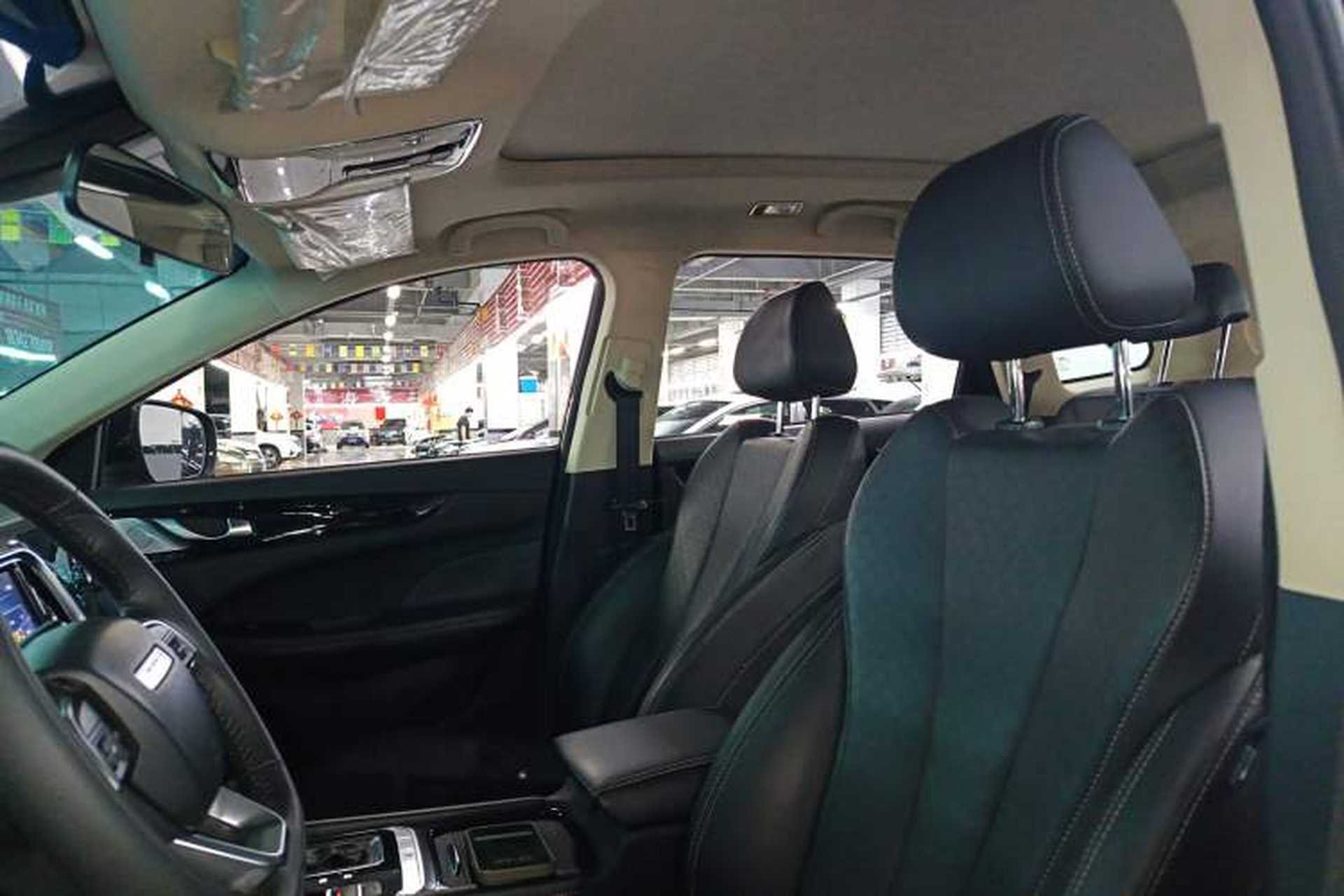 Used JETOUR X90 2019 1.6T DCT Luxury Touring Edition 5 Seats China VI Standard Headliner