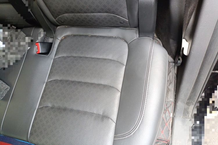 Used JETOUR X90 2019 1.5T Automatic Enjoyment Model 5 Seats China V Emission Standard Left Rear Seat