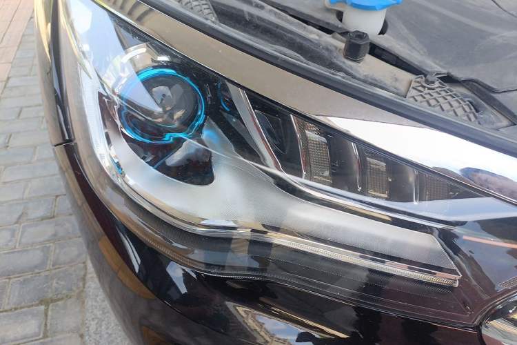 Used JETOUR X90 2019 1.5T Manual Enjoyment Model 6 Seats China V Emission Standard Right Front Headlight