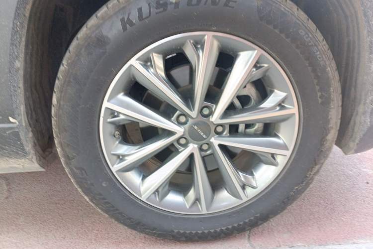Used JETOUR X90 2019 1.5T Manual Enjoyment Model 6 Seats China V Emission Standard Right Front Wheel Hub