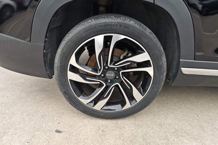 Used JETOUR X90 2019 1.5T DCT Smart Enjoyment Version 5 Seats China VI Standard Right Rear Wheel Hub