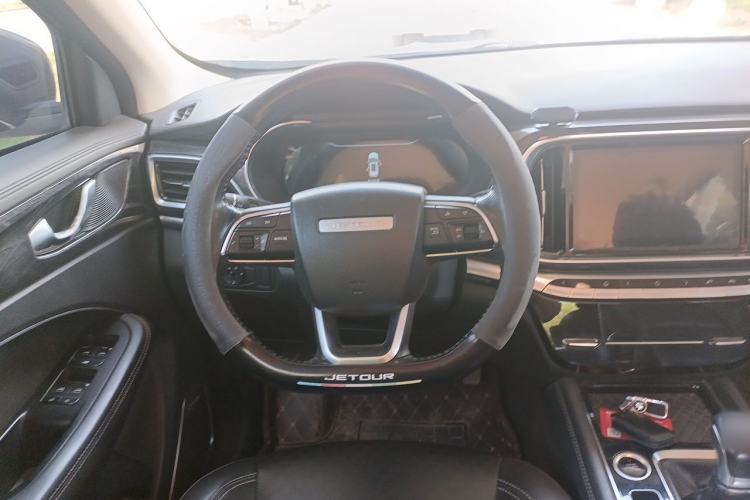Used JETOUR X90 2019 1.5T Manual Enjoyment Model 6 Seats China V Emission Standard Steering Wheel