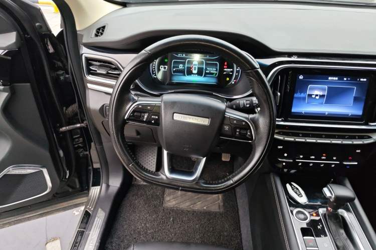 Used JETOUR X90 2019 1.6T DCT Luxury Touring Edition 5 Seats China VI Standard Steering Wheel