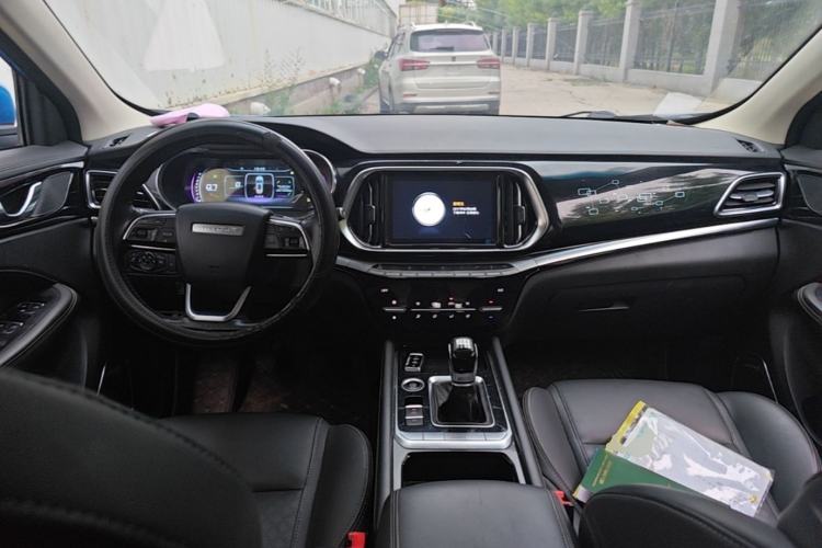 Used JETOUR X90 2019 1.5T Manual Smart Enjoyment Version 5 Seats China V Standard Center Console