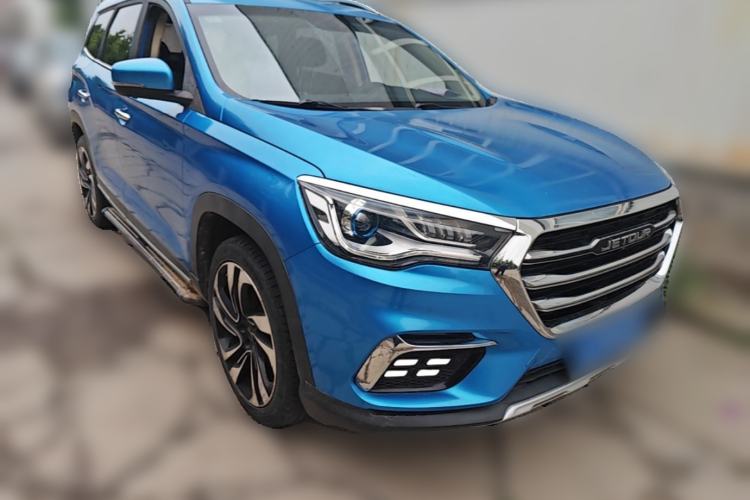 Used JETOUR X90 2019 1.5T Manual Smart Enjoyment Version 5 Seats China V Standard Front Right 45 Deg