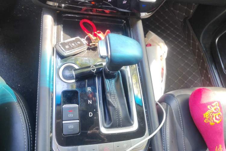 Used JETOUR X90 2019 1.5T Automatic Smart Enjoyment 6-Seater Emission Standard China V Gear Lever