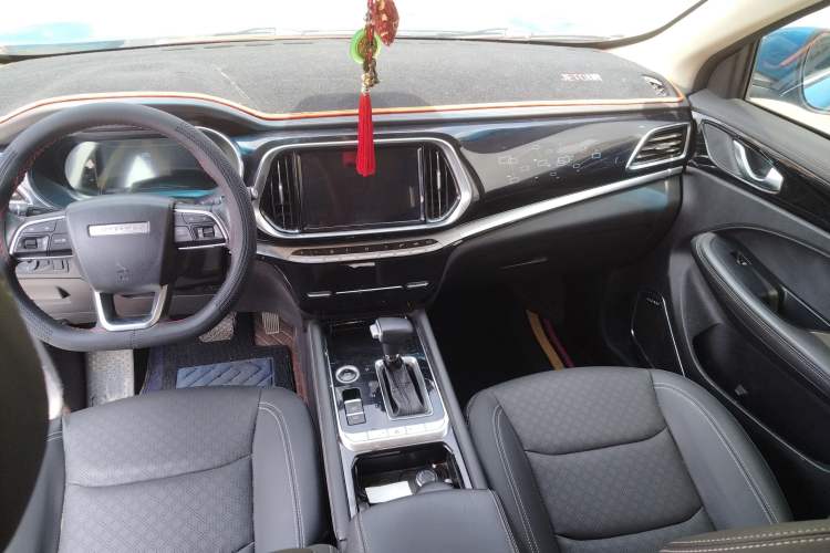 Used JETOUR X90 2019 1.5T Automatic Enjoyment Model 5 Seats China V Emission Standard Interior 3