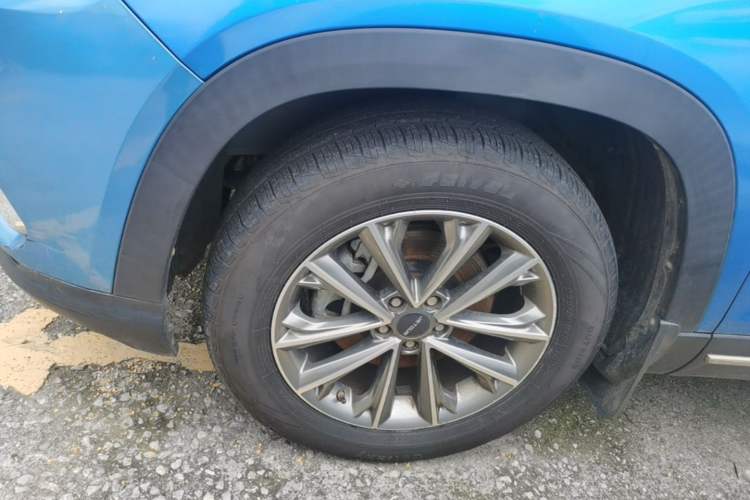 Used JETOUR X90 2019 1.5T Automatic Enjoyment Model 5 Seats China V Emission Standard Left Front Wheel Hub