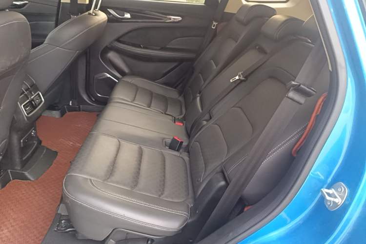 Used JETOUR X90 2019 1.5T Automatic Enjoyment Model 7 Seats China V Standard Left Rear Seat