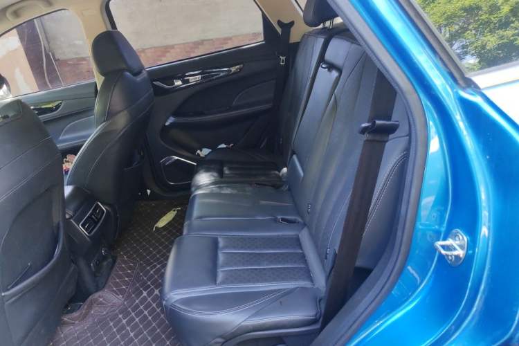 Used JETOUR X90 2019 1.5T Automatic Smart Enjoyment 6-Seater Emission Standard China V Left Rear Seat