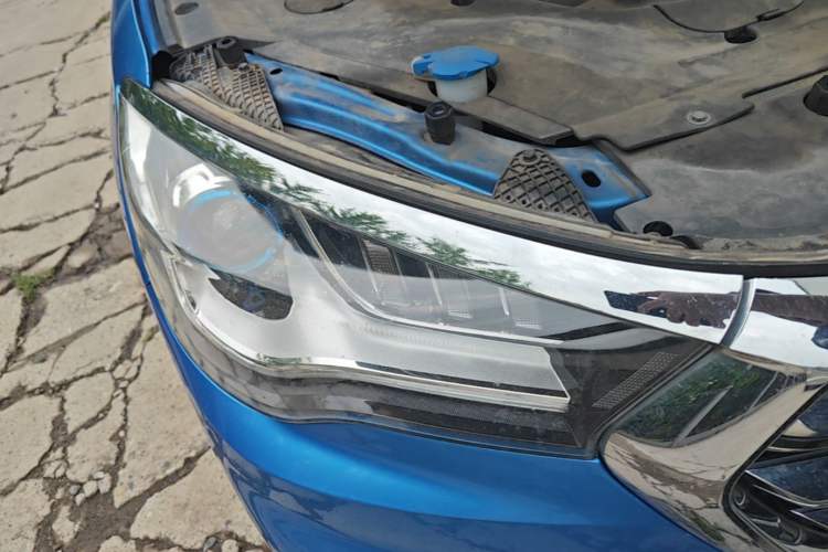 Used JETOUR X90 2019 1.5T Manual Smart Enjoyment Version 5 Seats China V Standard Right Front Headlight