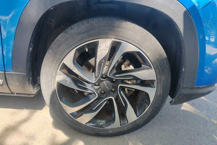 Used JETOUR X90 2019 1.5T Automatic Smart Enjoyment 6-Seater Emission Standard China V Right Front Wheel Hub