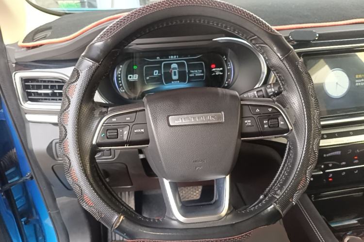 Used JETOUR X90 2019 1.5T Automatic Enjoyment Model 7 Seats China V Standard Steering Wheel