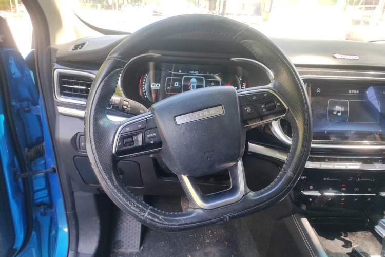 Used JETOUR X90 2019 1.5T Automatic Smart Enjoyment 6-Seater Emission Standard China V Steering Wheel