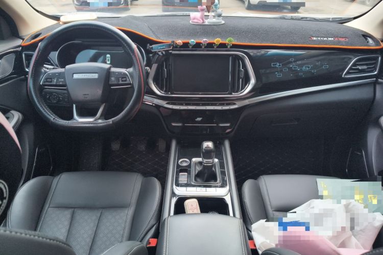 Used JETOUR X90 2019 1.5T Manual Smart Enjoyment Model 6 Seats China V Emission Standard Center Console