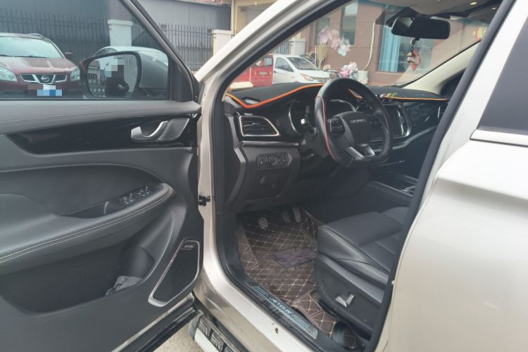 Used JETOUR X90 2019 1.5T Manual Smart Enjoyment Model 6 Seats China V Emission Standard Driver Seat