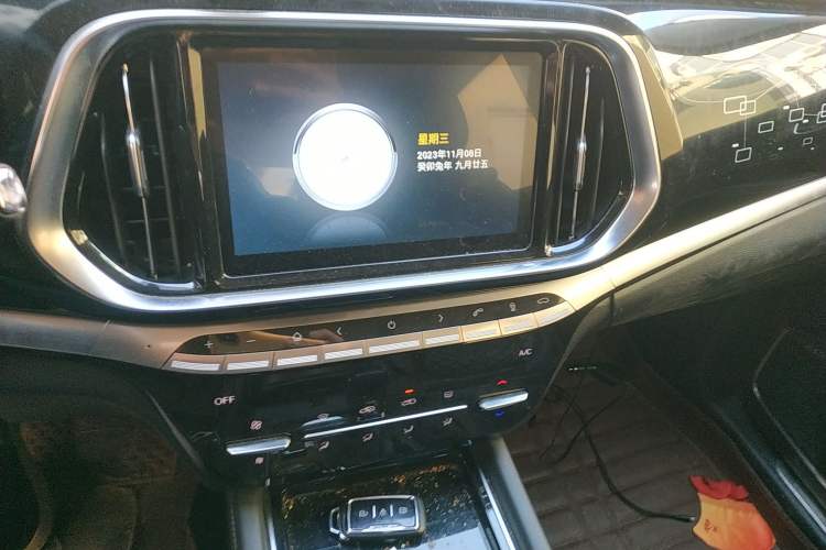 Used JETOUR X90 2019 1.5T Manual Smart Enjoyment Version 5 Seats China V Standard Audio And AC Panel
