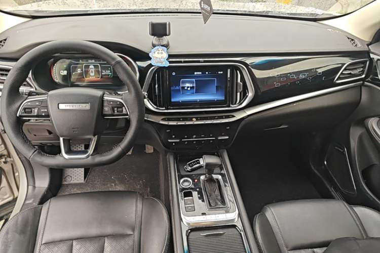 Used JETOUR X90 2019 1.5T Automatic Luxury 7-Seater China V Standard Center Console